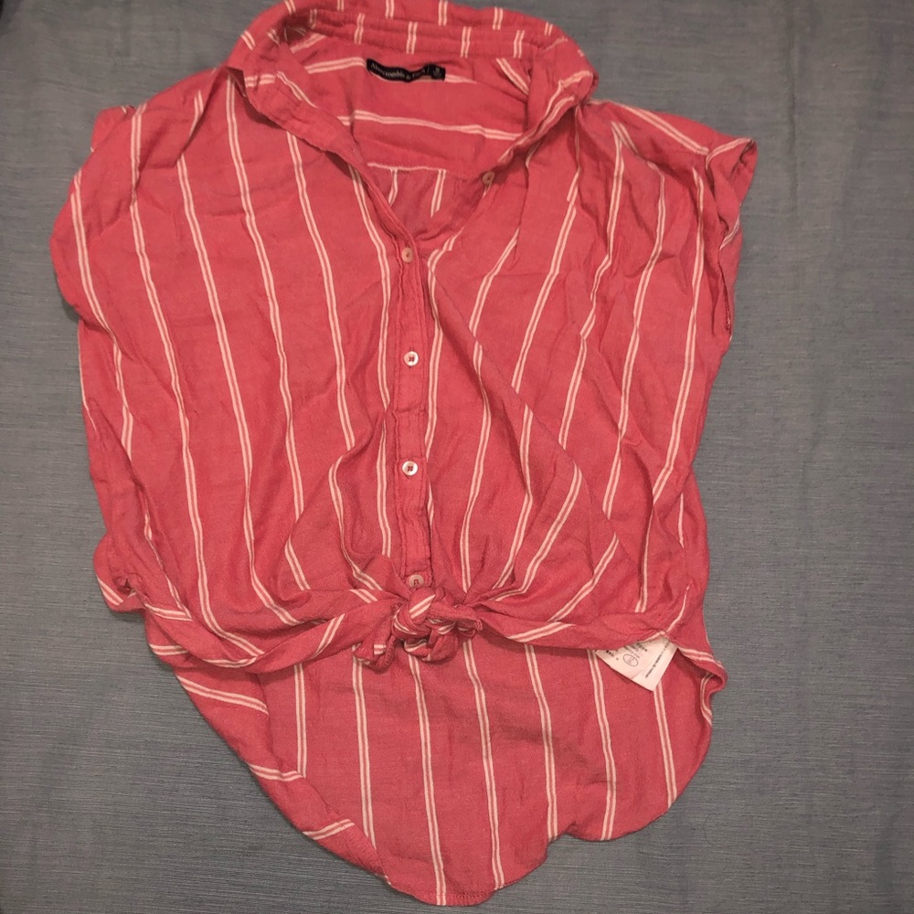 Abercrombie tie front top